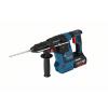 Akku-Bohrhammer mit SDS plus GBH 18V-26 F, Solo Version, L-BOXX.  Akku-Bohrhammer mit SDS plus GBH 18V-26 F, Der GBH 18V-26 F Professional mit Schnellspannbohrfutter ist der Allrounder im Bosch SDS plus Akku-Bohrhammer Segment und damit ideal für den täglichen Einsatz. Die zusätzliche Staubabsaugung GDE 18V-16 Professional kann mit dem Bohrhammer kombiniert werden und bietet eine in sich geschlossene HEPA-Staublösung für maximale Mobilität. Der Bohrhammer verfügt außerdem über KickBack Control und Electronic Precision Control (EPC) für eine bessere Handhabung und erhöhten Anwenderschutz. Sein leistungsstarker Motor liefert 2,6 Joule Schlagenergie und eine hohe Abtragsleistung. Dieses Elektrowerkzeug eignet sich zum Bohren und Meißeln in Beton, Mauerwerk, Holz und Metall. Es ist kompatibel mit verschiedenen Systemzubehören zur Staubabsaugung und mit allen Bosch Professional 18V-Akkus und -Ladegeräten (Professional 18V System). Außerdem verfügt der GBH 18V-26 F Professional über verschiedene Zusatzfunktionen wie Constant Speed, einen bürstenlosen Motor, Electronic Motor Protection (EMP) sowie ein LED-Licht, Überlastkupplung, variable Drehzahl, Vario Lock und Vibration Control. L-BOXX 136 (1 600 A01 2G0); Zusatzhandgriff (2 602 025 141); Tiefenanschlag 210 mm (1 613 001 010); Maschinentuch (ET-Nr. 1 619 200 413); Wechselfutter SDS plus (2 608 572 213); Schnellwechselbohrfutter 13 mm (2 608 572 212); 1/1 L-BOXX-Einlage für Gerät (1 600 A00 HP1) 